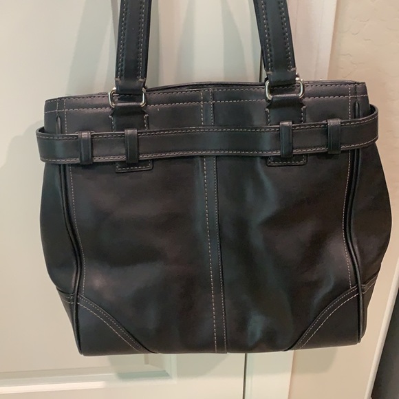 COACH BLACK LEATHER SHOULDER BAG - Picture 6 of 9